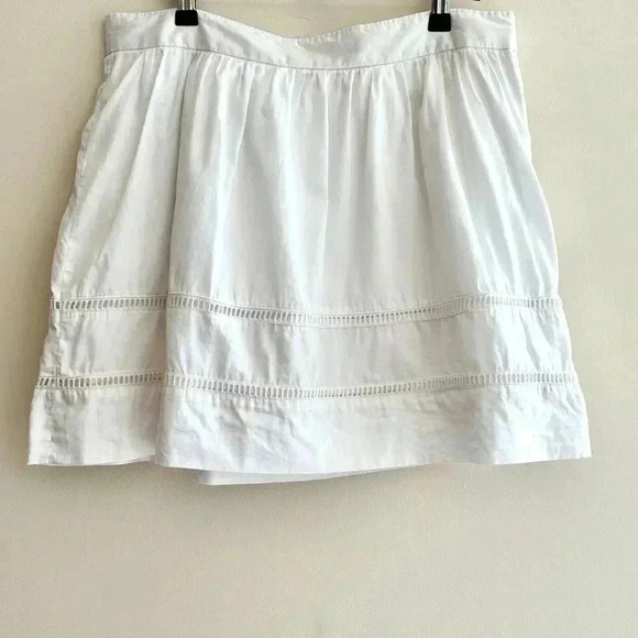 GAP White Flowy Airy Lattice Cutout A-Line Skirt, Minimalist Spring Skirt,Size 6 - Picture 1 of 16